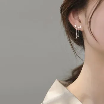 

The Feud Butterfly Earrings Korean Temperament Simple Long Earrings Women's New Women's Ins Fashion Stud Earrings E0083