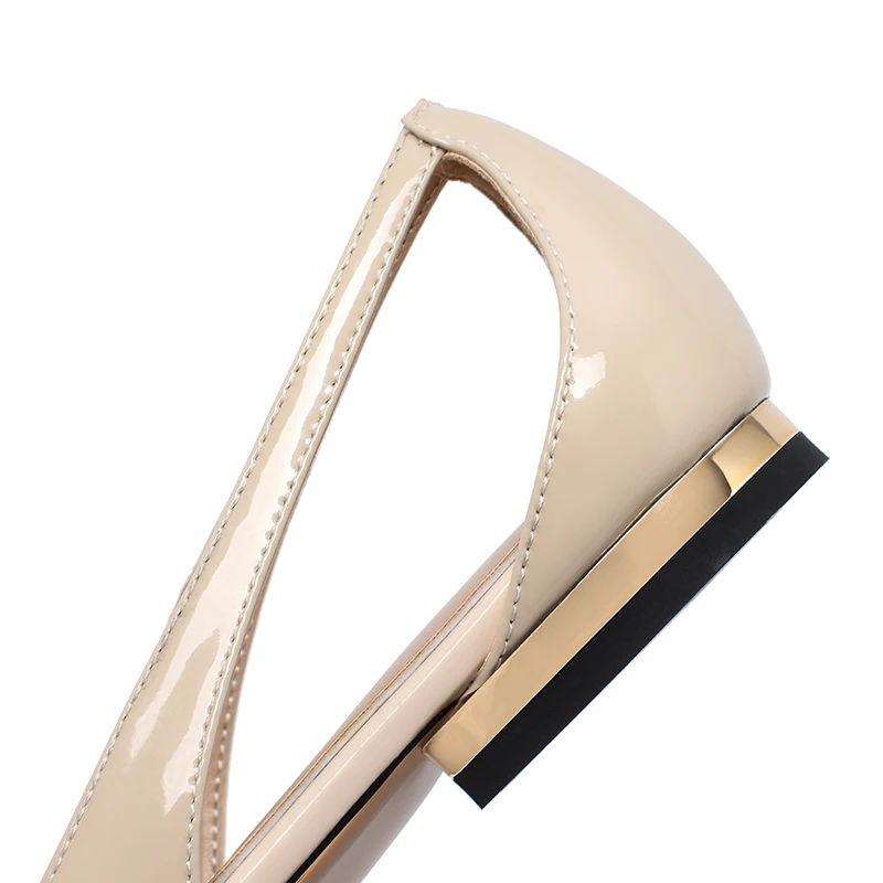 

ISNOM 2021 Woman Flats Boat Shoes Patent Leather Pointed Toe Flats Metal Heel Slip on Flats Ladies Casual Shoes Plus Size 42