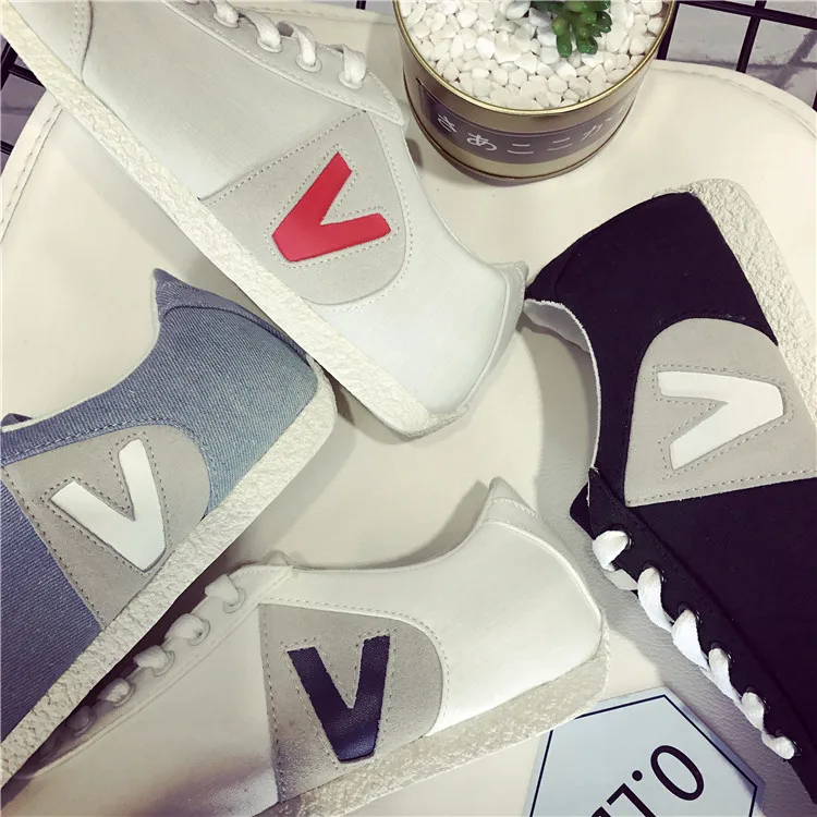 

2020 new forrest casual shoes men's Korean version trend all-match canvas shoes autumn trendy shoes men's white shoes with V