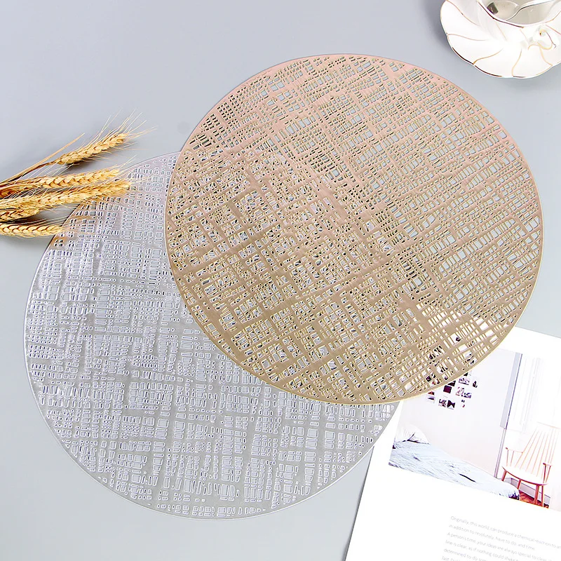 

European Christmas Placemat Light Luxury Style Hot Stamping PVC Insulated Round Dining Table Mat Kitchen Decoration Accessories