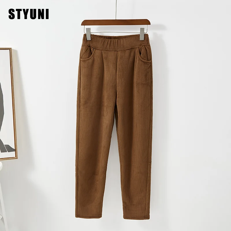 Брюки женские вельветовые утепленные с высокой талией на осень/зиму | Спорт и