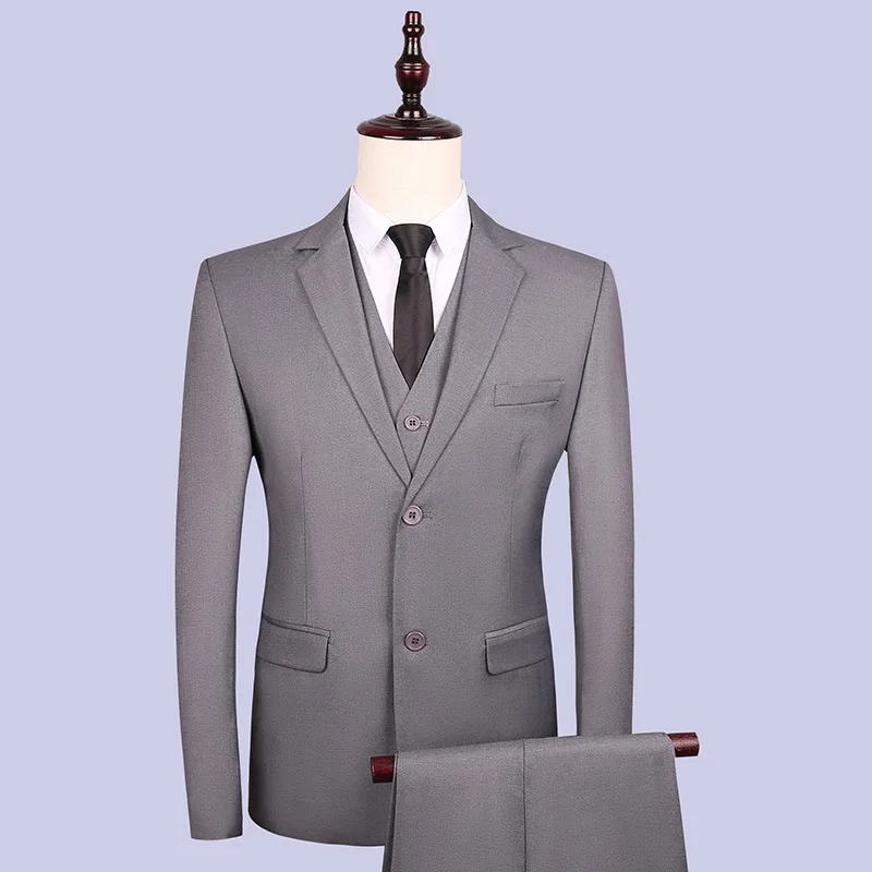 

2020 men leisure pure color two-button suit three-piece suit young cultivate one's morality