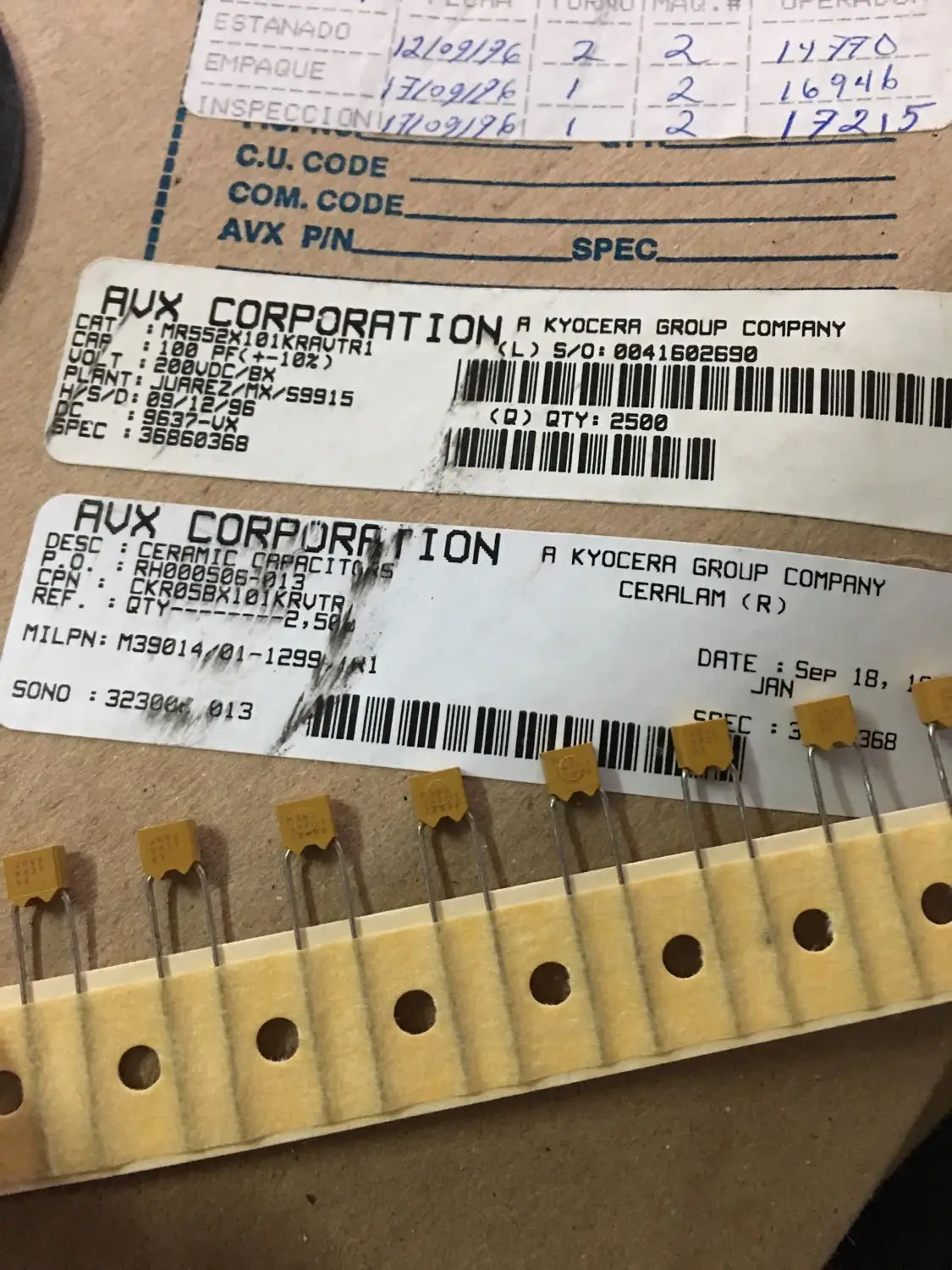 30 шт. 200V100PF 100PF 101 AVX Ян многослойный керамический конденсатор fever блистер монолит