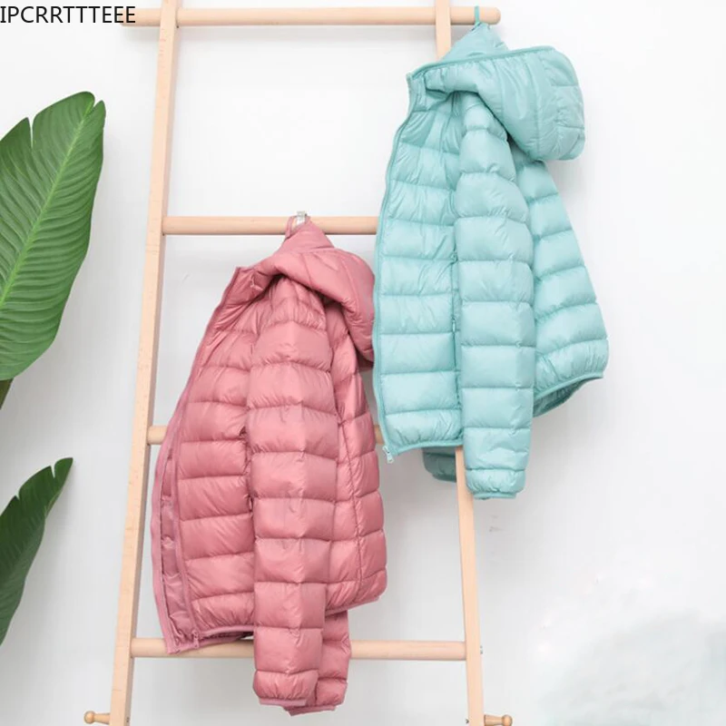 Женская легкая приталенная пуховая куртка пальто коллекция осень-зима 2021