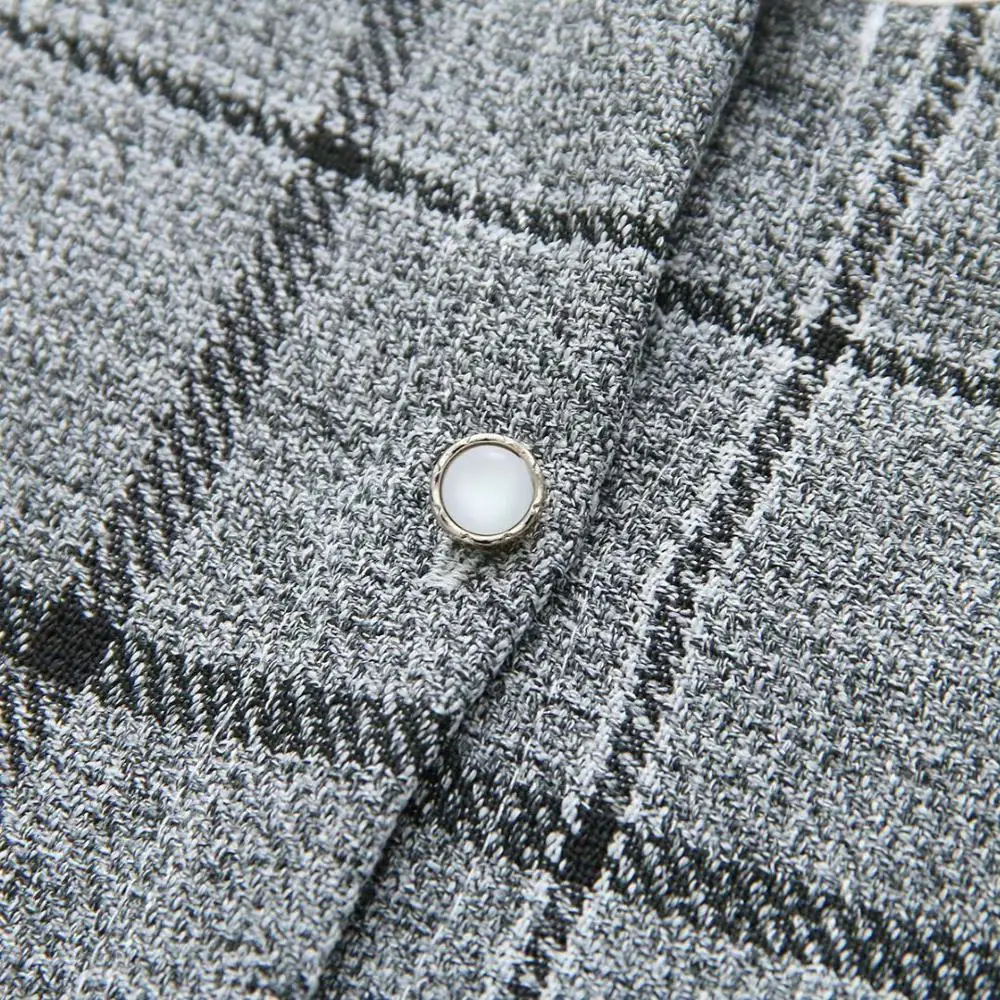 

Plaid Peter pan Collar gray women loose blouse 2020 new plus size casual ladies spring autumn shirts female tops oversize