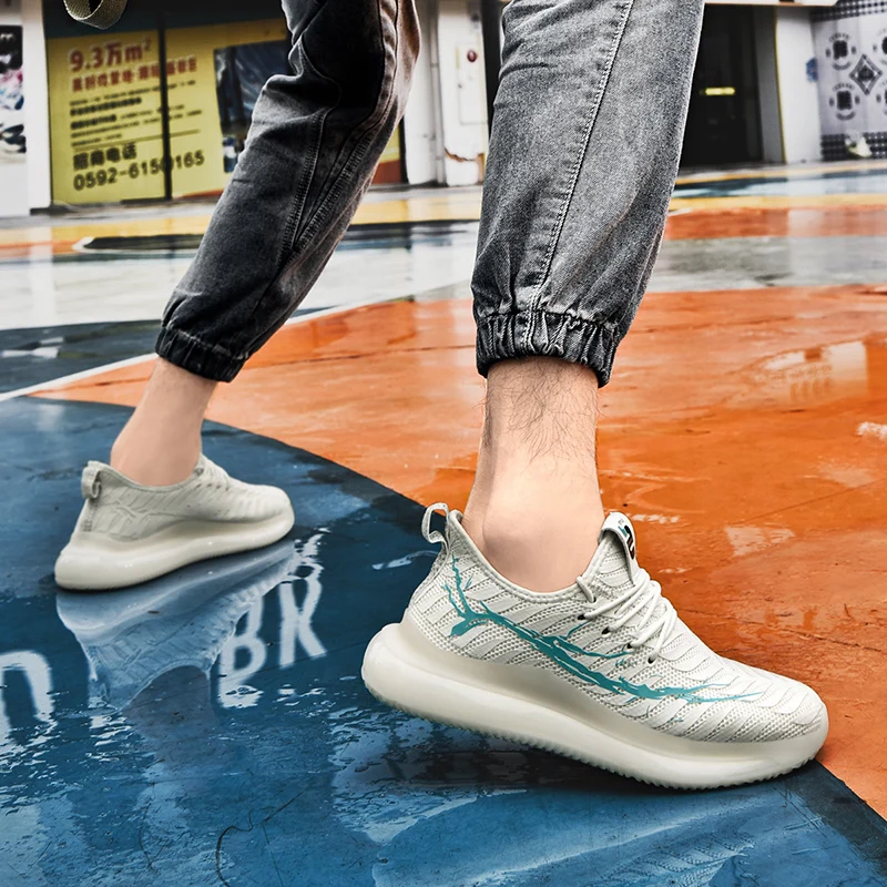 

Ventilation Men's Sneakers High Quality Men Casual Shoes Fashion Light Breathable Mesh And Comfortable Sneaker