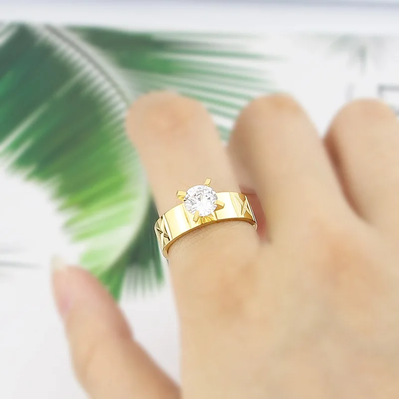 Лидер продаж модное кольцо из нержавеющей стали Цвет золотого цвета с украшением