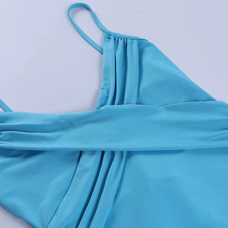 

The New Women's Summer Short Paragraph Top Folds Significant Cross Chest Harness Sexy Slim Solid Color Sleeveless V-Neck Vest