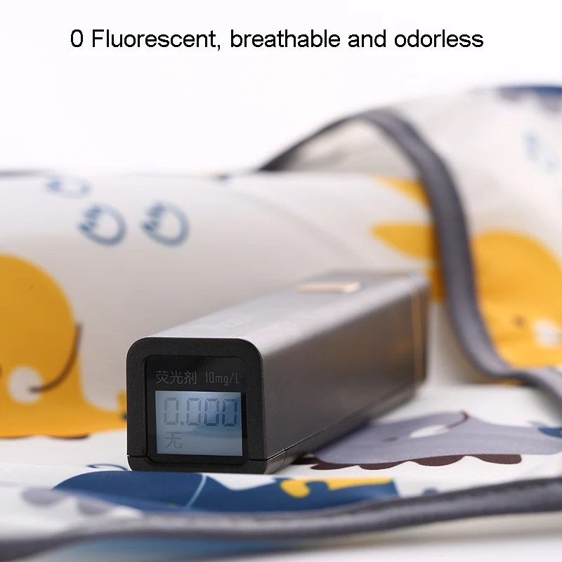 

1Pcs Baby Bibs Waterproof Feeding Bibs Unisex Washable Bibs For Girls & Boys Fashion Print Infant Bib baberos bebe impermeables