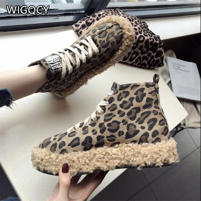 Женские замшевые кроссовки WIGQCY на толстой подошве с мехом шнуровке круглым