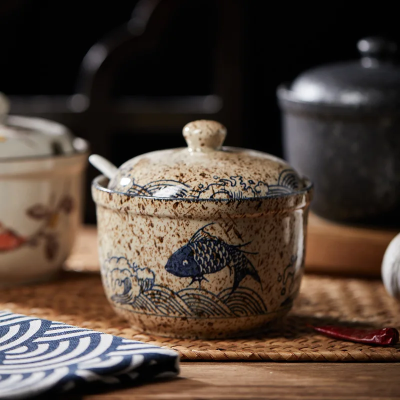 

Seasoning Bottle Japanese Uncaria Hand-painted Seasoning Bottle Ceramic Jar Retro Oil Salt Shaker Household Seasoning Bottle