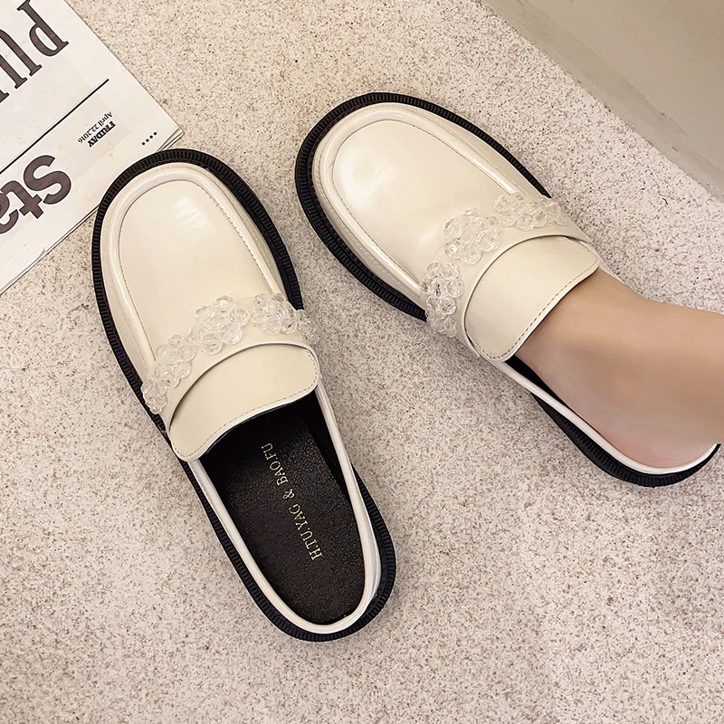 

Female Shoes Womens Slippers Outdoor Mules Sexy Slides Low Loafers Rivet Cover Toe 2021 Soft PU Hoof Heels Metal Decoration