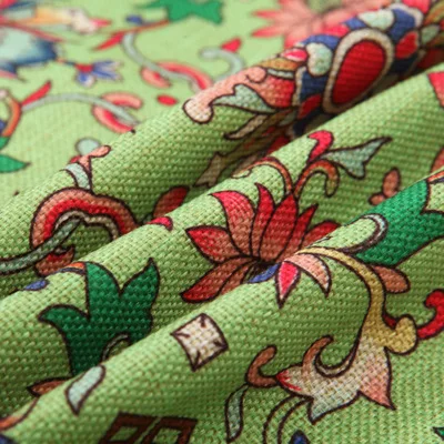 Наволочка в стиле бохо ретро с абстрактным геометрическим орнаментом