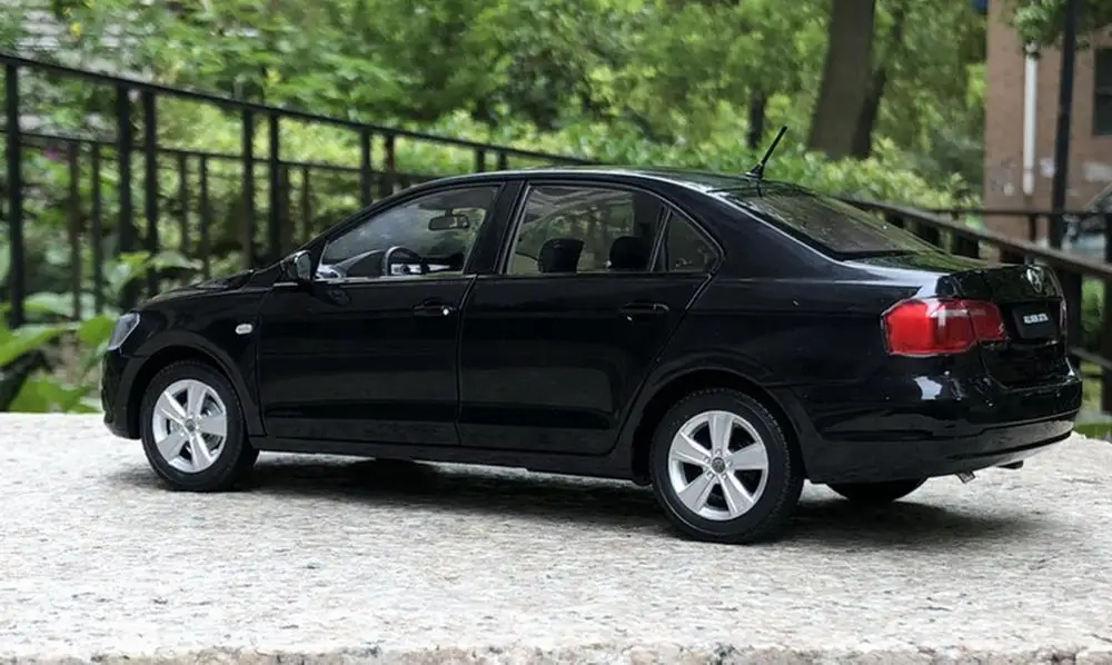 1/18 весы Фольксваген Jetta 2013 черный литой автомобиль модель игрушки