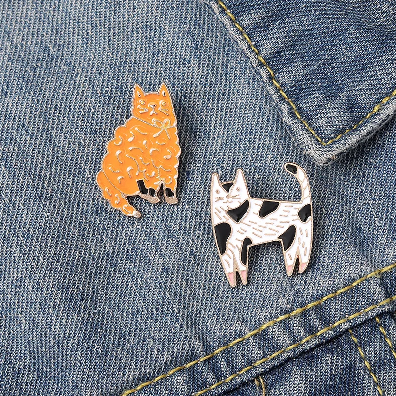 

Cats Cartoon Lapel Pins Brooch Metal Badge Vintage Classics Jewelry Gifts Collection