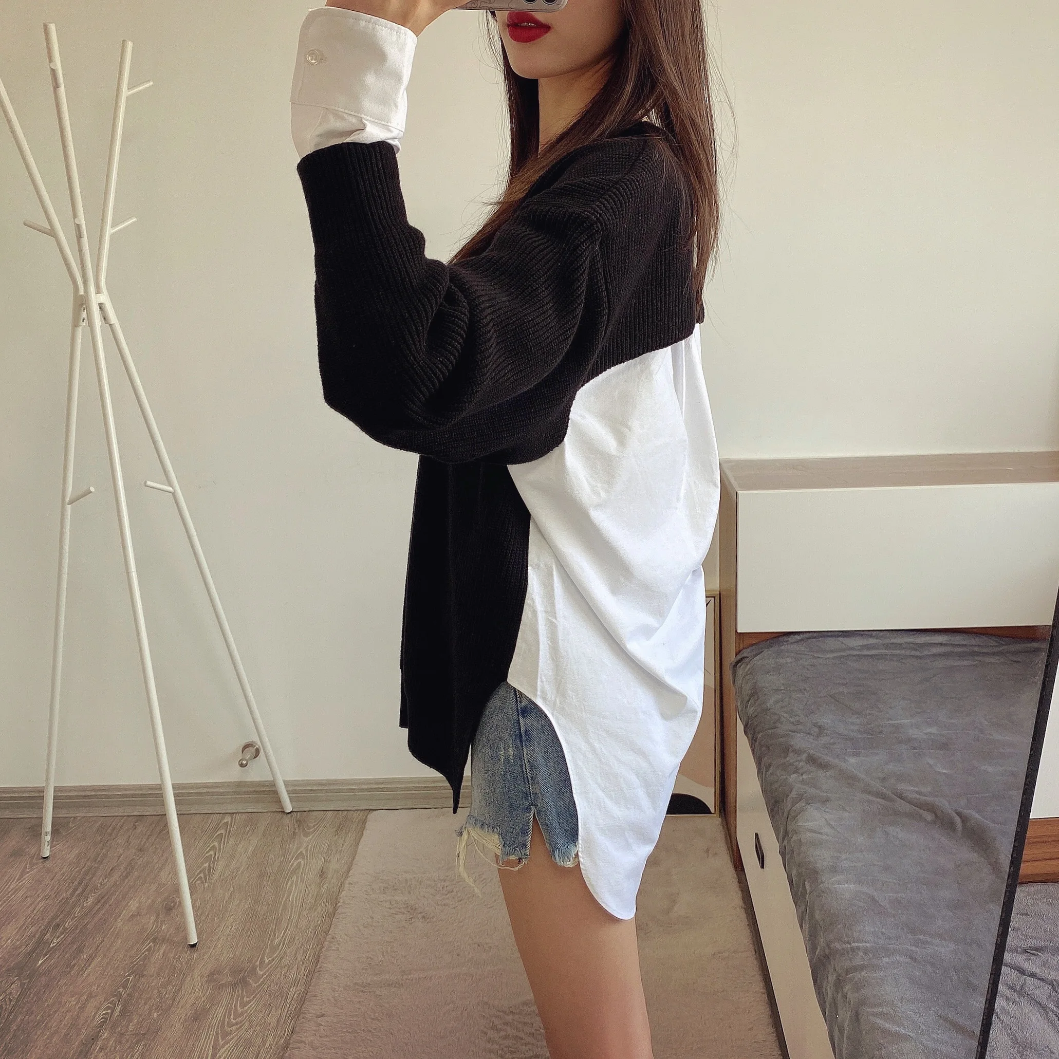 

Women Knit Cardigan Coat Fake Two Piece V Neck Stitching Shirt Single Breasted Long Sleeve Lady Fashion Sweaters 2021 Autumn