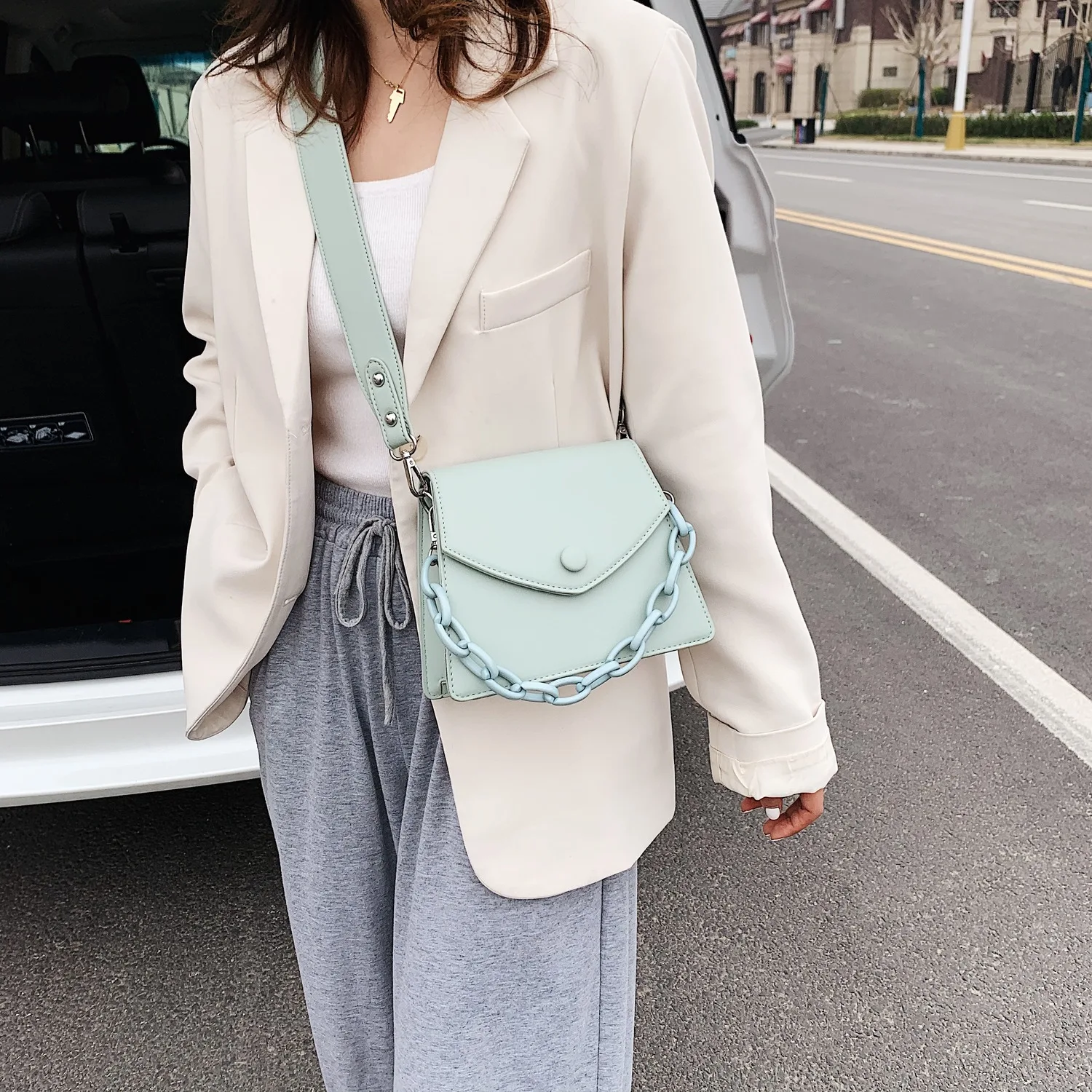 Дизайнерские маленькие сумки через плечо из искусственной кожи на толстой