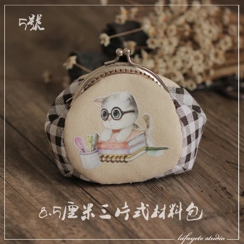 

ZXIIXZ Handmade Cartoon Kitten Material Mouth Gold Bag Material Package Ironing DIY Handmade Cloth Embroidery Material Package