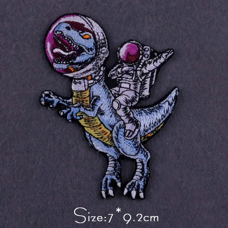 Термоклейкие нашивки в стиле хиппи с вышивкой виде черепа | Дом и сад