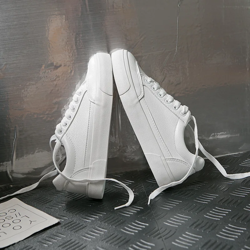 

High quality white sneakers women 2021 new Korean leather students running shoes Lightweight sport shoes for women