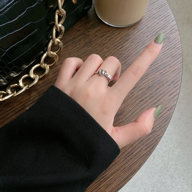 

Korean Fashion Silver Love Heart Belt Buckle Ring For Women Creative Retro Unique Design Adjustable Exquisite Opening Ring