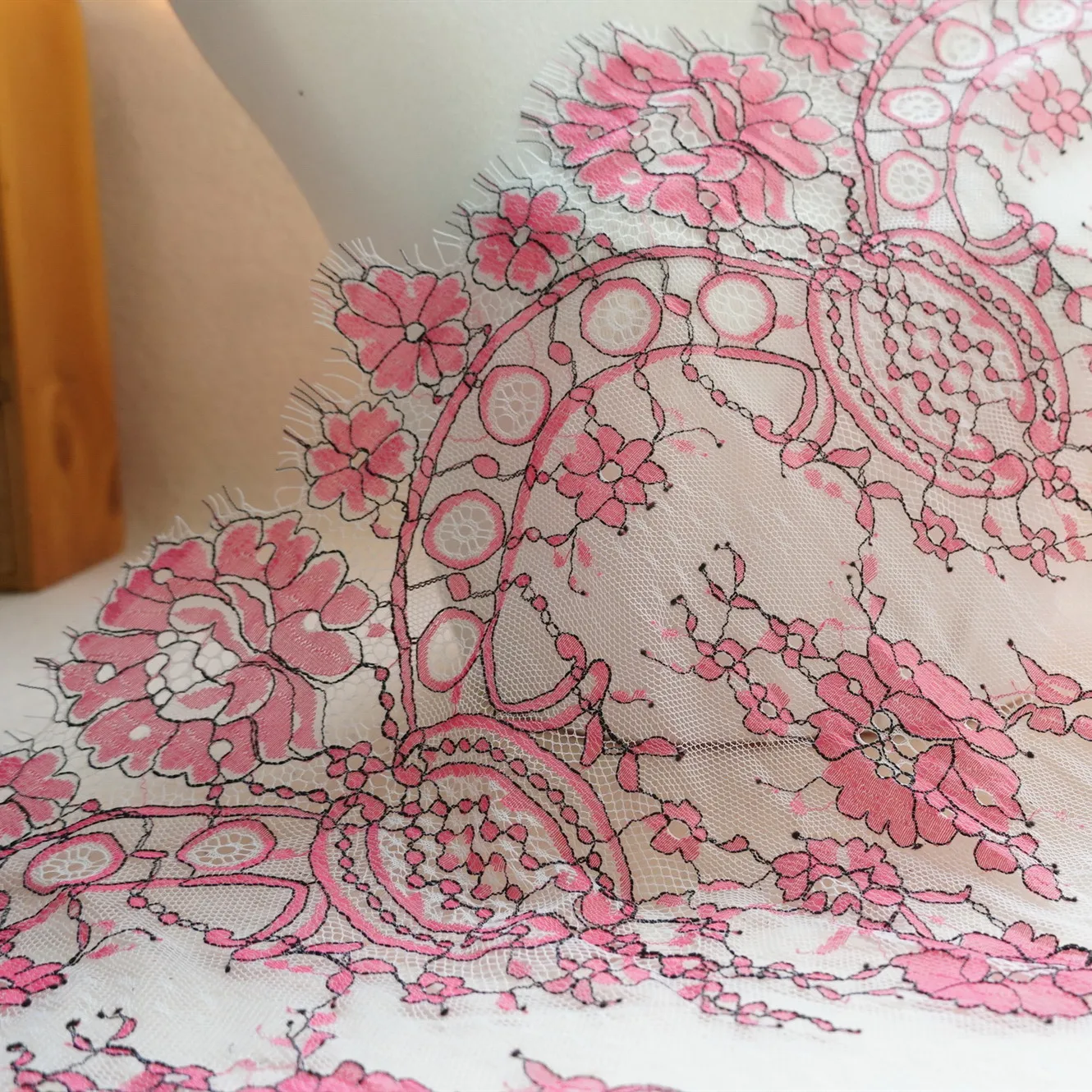 Изысканная Цветочная кружевная ткань мягкая французская отделка в виде ресниц