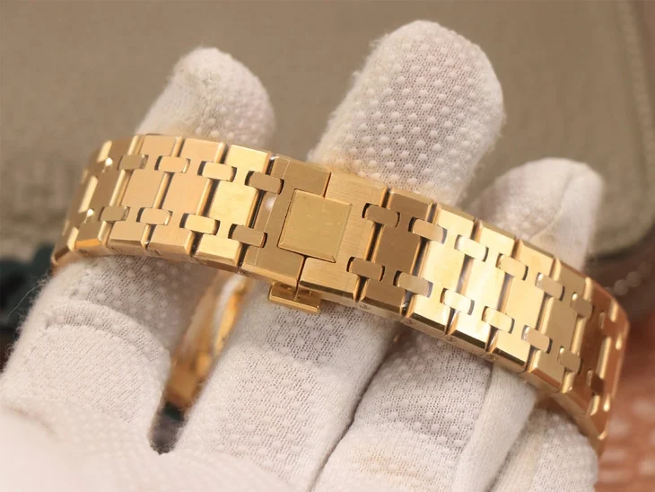 

Replica Men's Watches AP 26331BA.OO.1220BA.01 Chronograph Automatic Mechanical Watch Hot-sale Top-quality Gold Strap