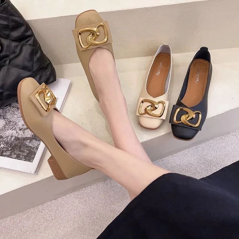 

Metal Decorative Women's Shoes Summer New Low-cut Breathable Ladies Vulcanized Shoes Outdoor Leisure All-match PU Leather Shoes