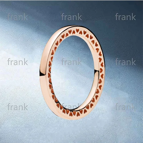 

186237 ROSE CLASSIC HEARTS OF RING