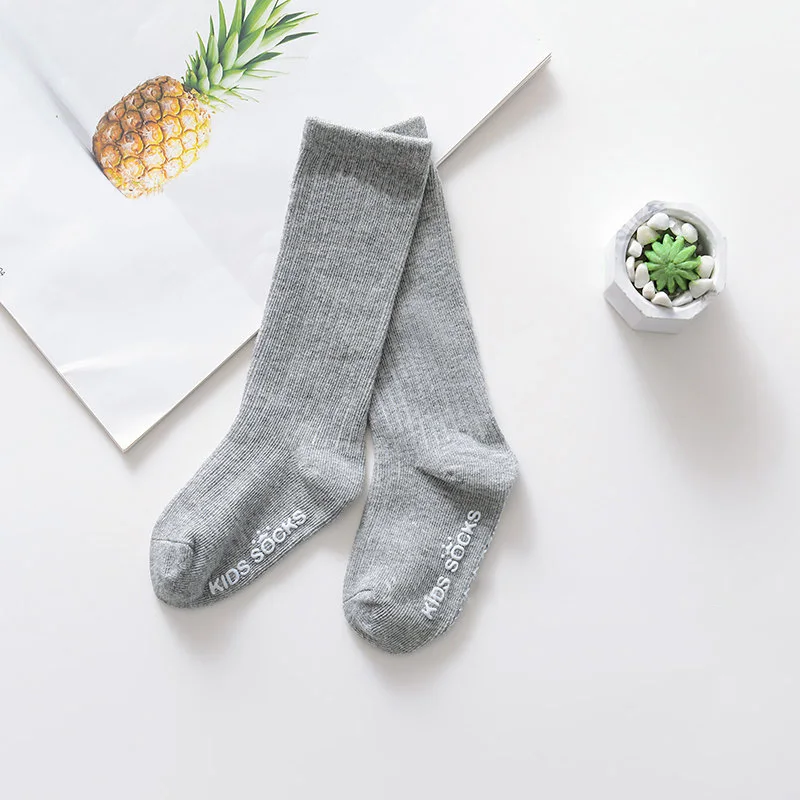 gray Теплые зимние кружевные Хлопковые гольфы для малышей рождественские нескользящие носки для малышей домашние тапочки гетры для мальчиков и девочек, длинные носки - Цвет: gray