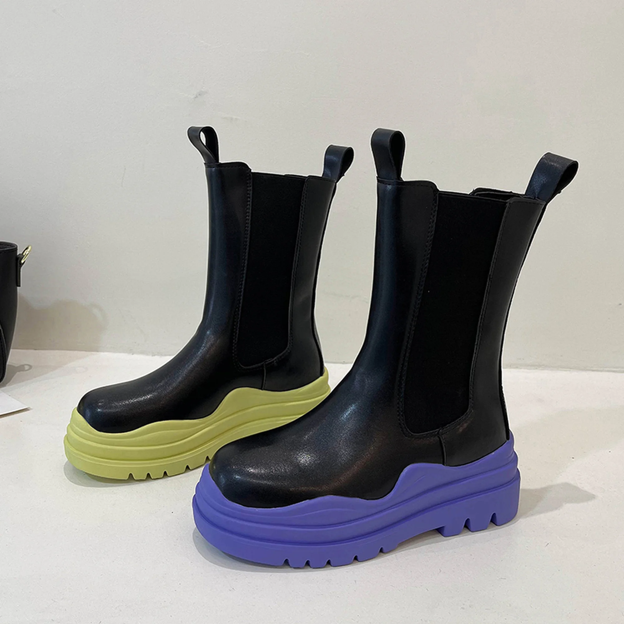 

Women's short boots casual platform shoes fashion Chelsea boots thick heel boots 2022 autumn and winter black women's boots