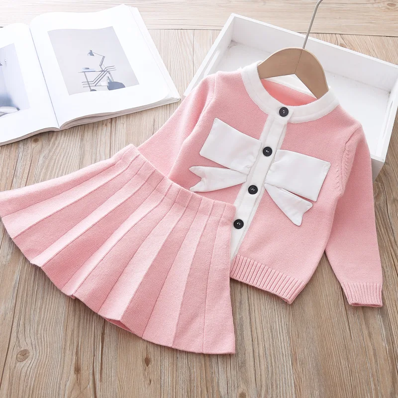 

Модный осенний наряд Gooporson для маленьких девочек, вязаный свитер с бантом, кардиган и плиссированная юбка, комплект одежды для маленьких дев...