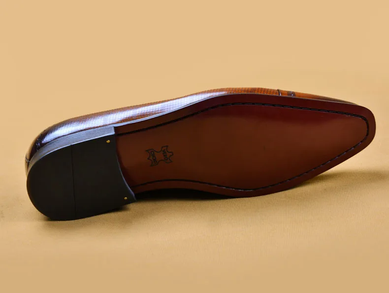 

2019 Handmade Luxury Italian Brand Men's Oxford Shoes Wedding Party Men's Dress Shoes Designer Male Genuine Leather Formal Shoes