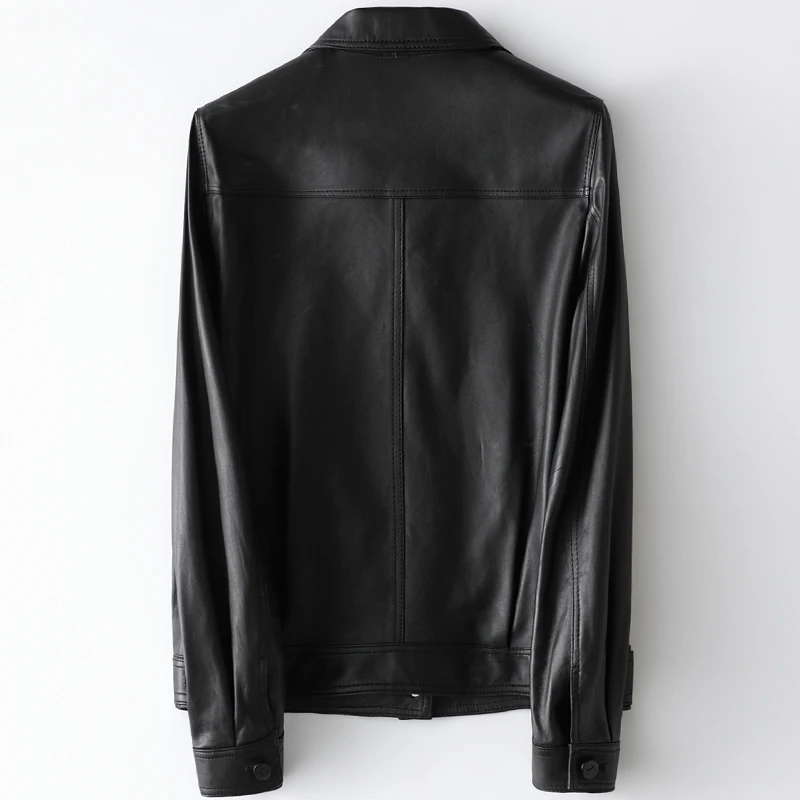 

Женская короткая куртка из натуральной овечьей кожи, черного цвета, в офисном стиле