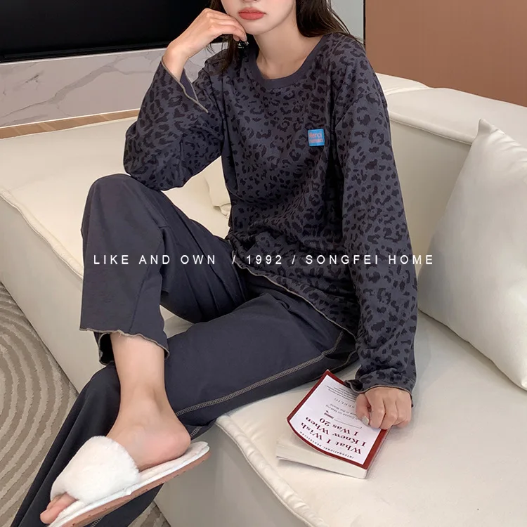 

Milk Cashmere Pajamas Women's 2021 Autumn Winter New Comfortable Lovely Leopard Print Home Clothes Set Sleepwear Lady Nightwear