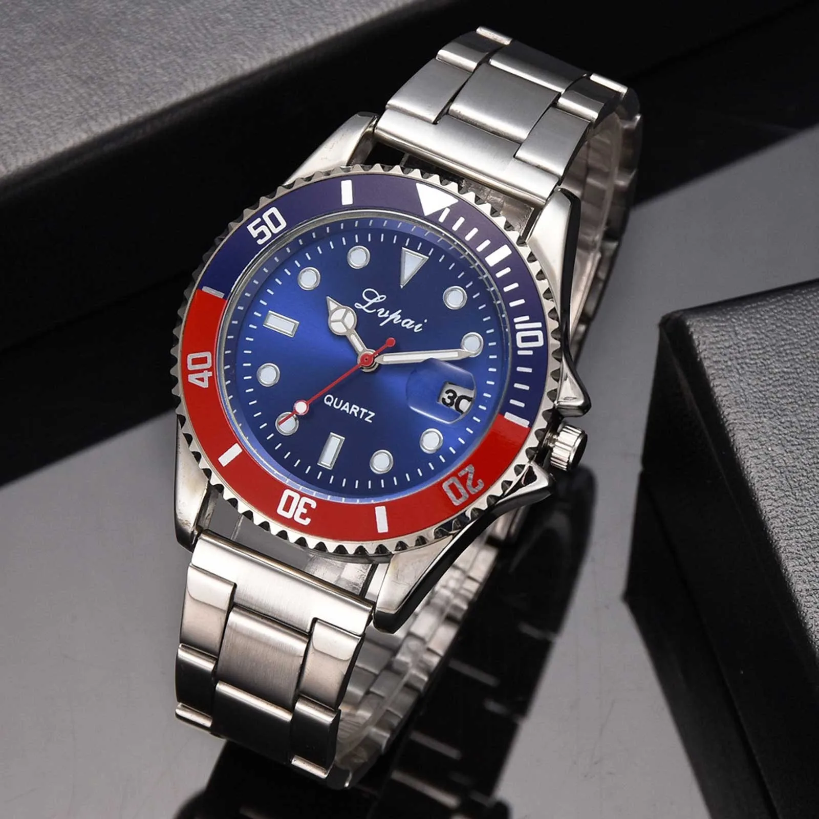 

Модные женские модные круглые часы с ремешком из нержавеющей стали и имитацией кварца, мужские часы