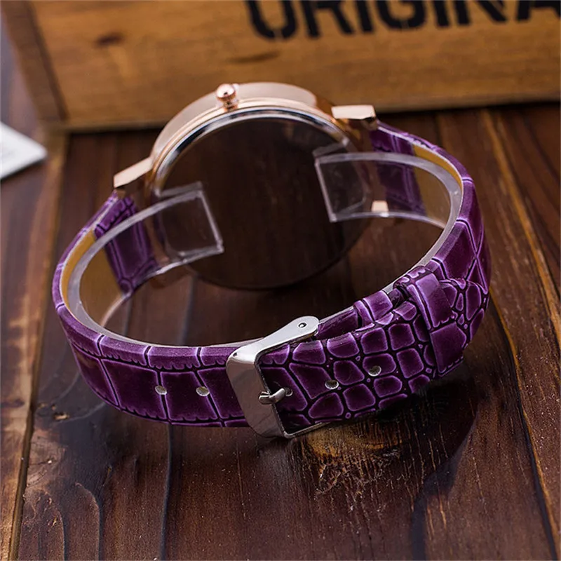 

2019 New Fashion Women Ladies Quartz Watch Wrist Watch Rhinestone Leather Watches Women Quicksand erkek kol saati reloj hombre