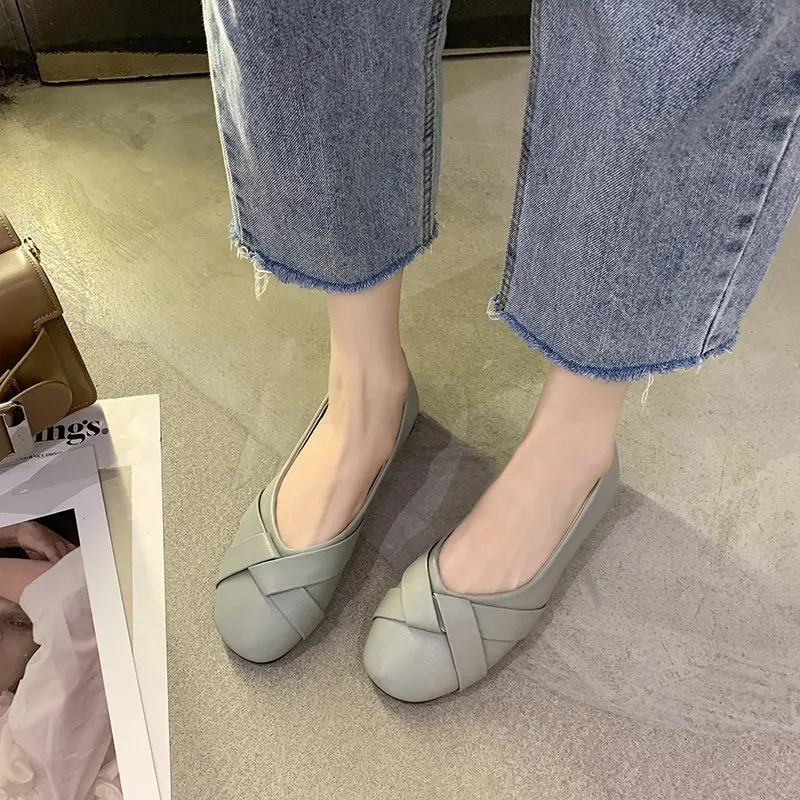 

All-Match Shallow Mouth Korean Shoes Oxfords Women's Female Footwear Soft Slip-on Loafers With Fur Casual Sneaker Square Toe 202