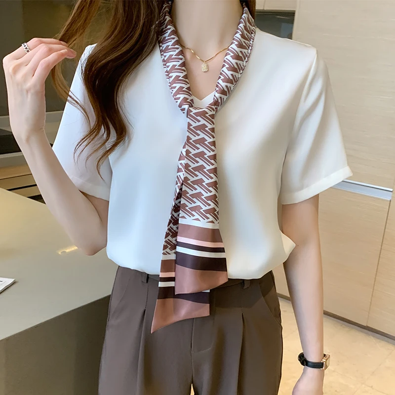 

New Fashion White V Neck Chiffon Women Shirts Casual Loose Short Sleeve Women Blouses Tops Loose Female Clothing