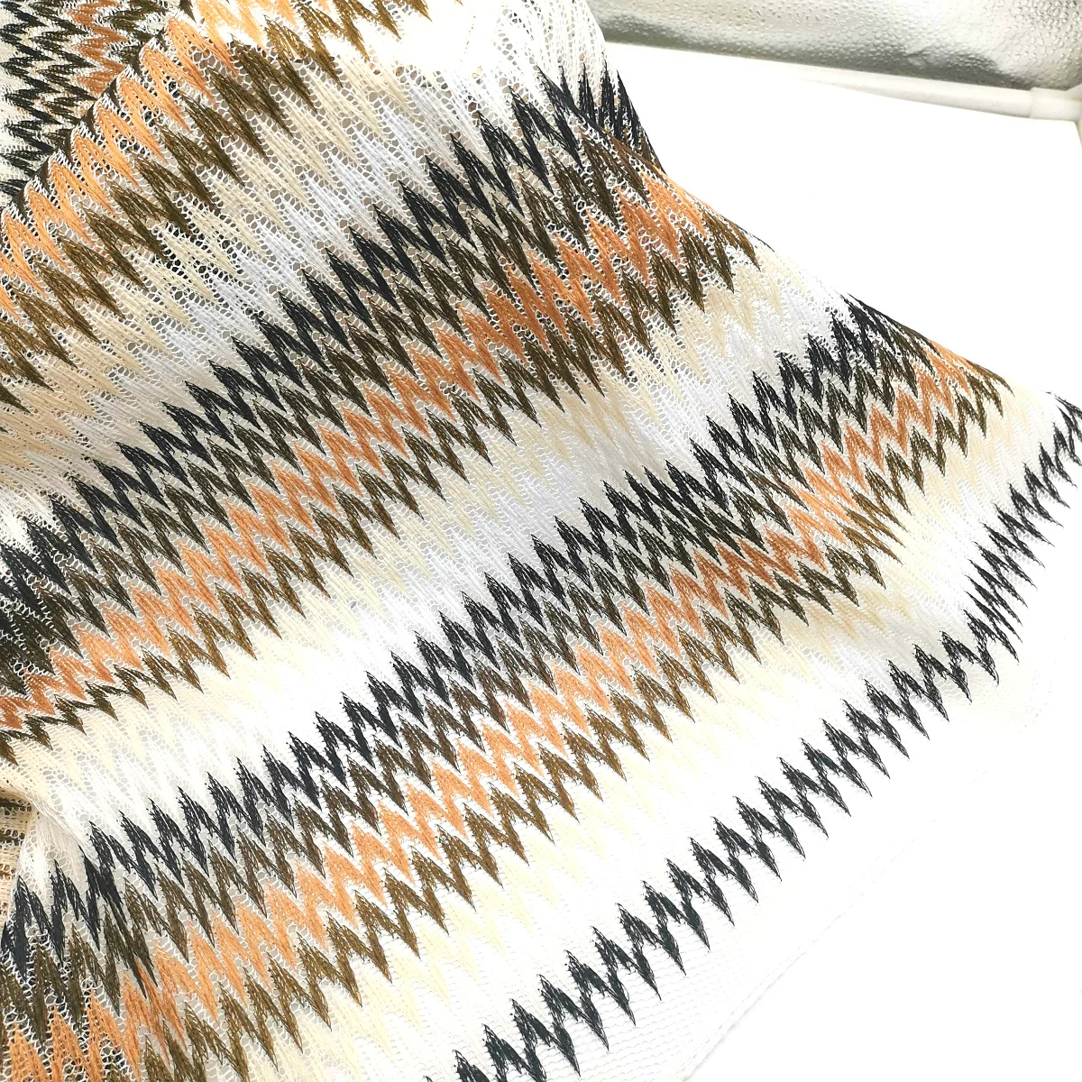 Вязаная кружевная ткань зигзаг для платья сетчатая в полоску кленовый лист