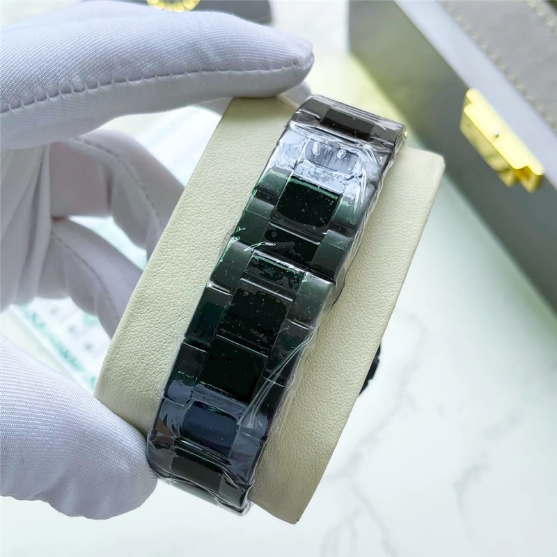 

2021 New Men's Fashion Trend New Famous Luxury Quartz Watch Stainless Steel Strap Six-pin Type High-quality High-quality Aaa Sty