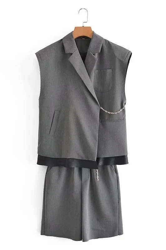 

2021 summer new boyfriend style chain sleeveless suit collar waistcoat + five-point pants Bermuda loose women's suit