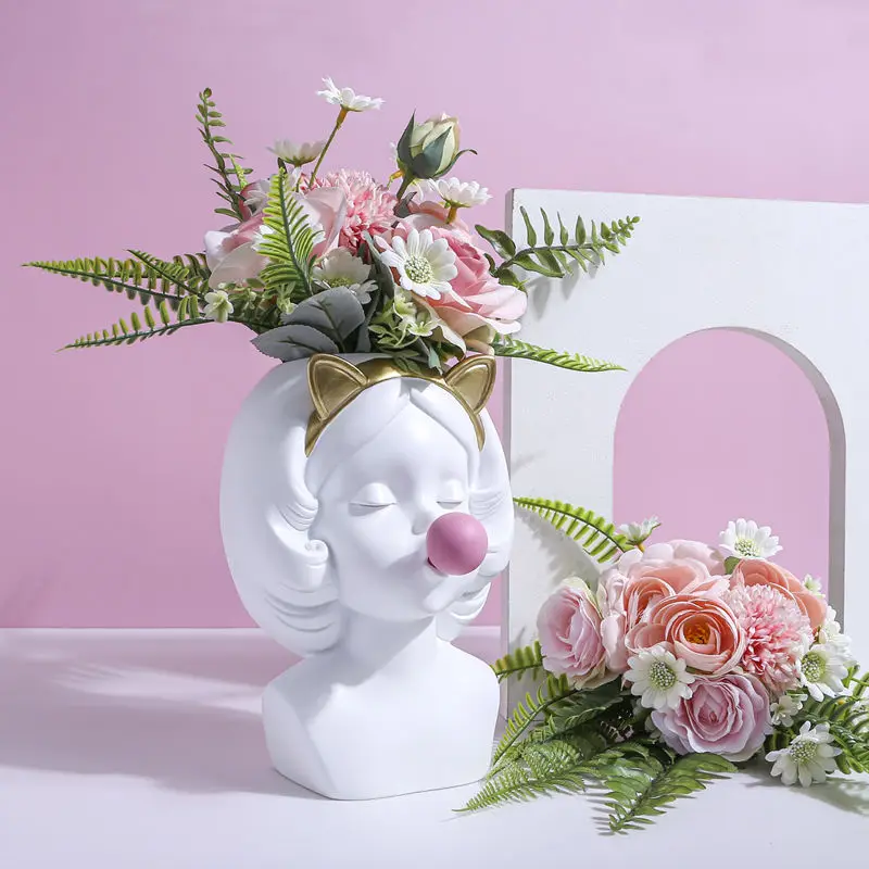 

JIEME Cute Bubble Girl Figurines Pen Container Mini Flowerpot Cosmetic Brush Storage Resin Ornament for Home Desk Decoration
