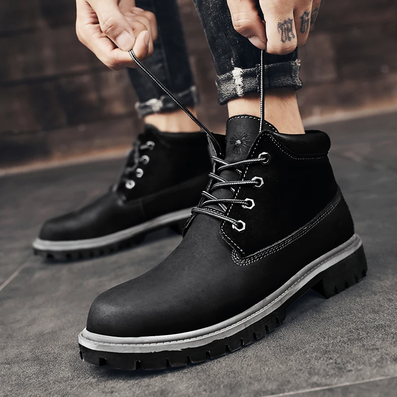 

CYYTL 2020 New Men Boots Leather Waterproof Lace Up Mens Shoes Keep Warm Winter Lightweight Shoes for Men Winter Casual Non Slip