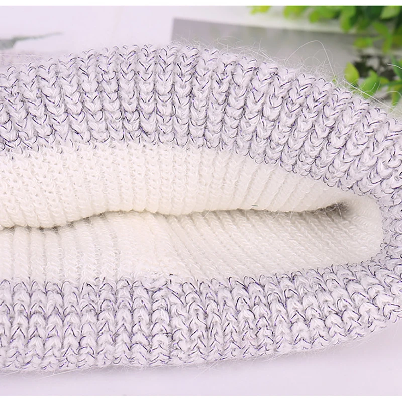 Женская лыжная шапка простая вязаная теплая для холодной зимы толстая катания на