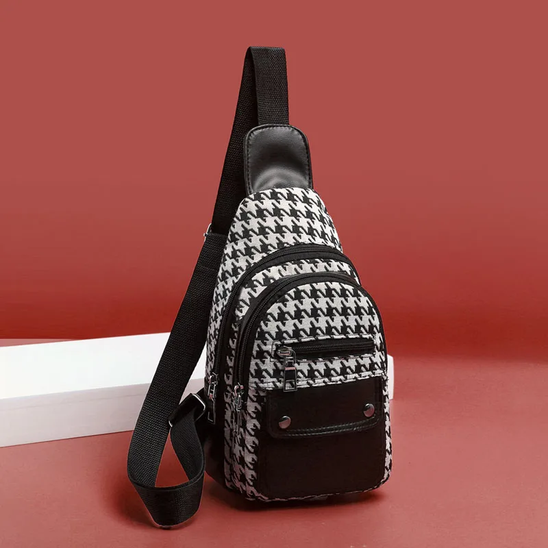 

Women Chest Bag Casual Outdoor Canvas Shoulder Bag Travel Leisure Female Chest Purse Women Crossbody Bag