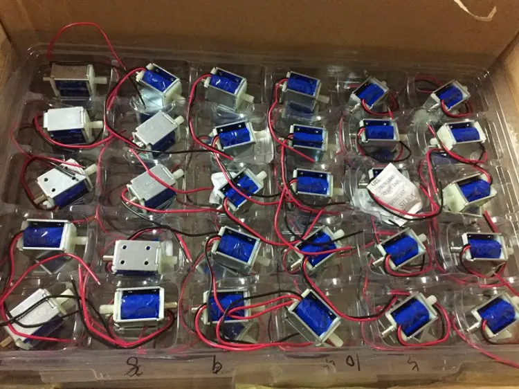 12 В постоянного тока небольшой Электрический электромагнитный клапан N/O