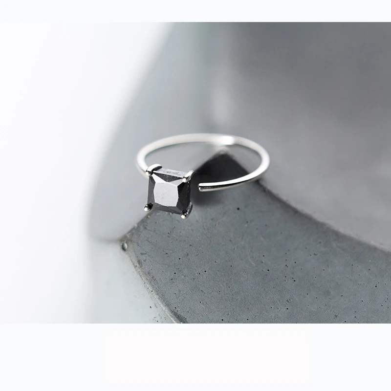 Женское кольцо для коктейлей Trustdavis черное квадратное из 100% стерлингового