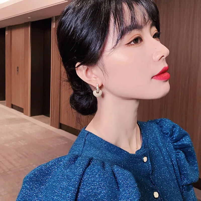 

New Simple Pearl Heart-shaped Pendant Earrings Temperament Female Earrings Fashion Simple Heart-shaped Earrings 2021