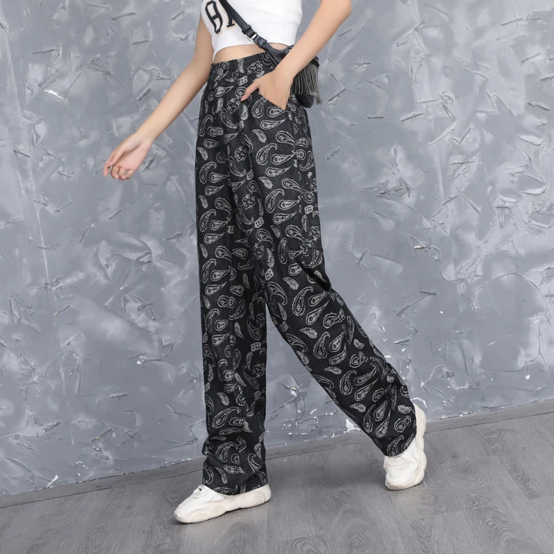 Уличные свободные джинсы в стиле хип-хоп с цветочным принтом кешью и вышивкой